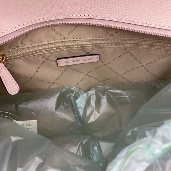 Michael Kors Gilly Large Drawstring Tote Carryall Travel Bag Light Powde…
